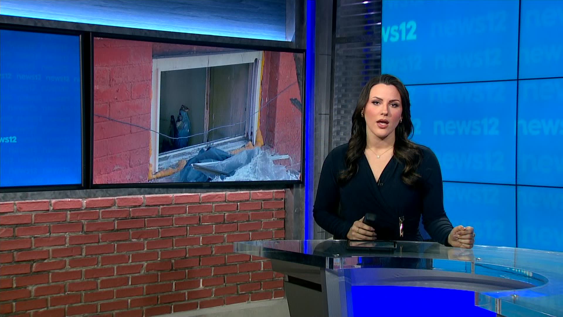 News 12 | Brooklyn | Tenants Displaced After Fire Tears Through